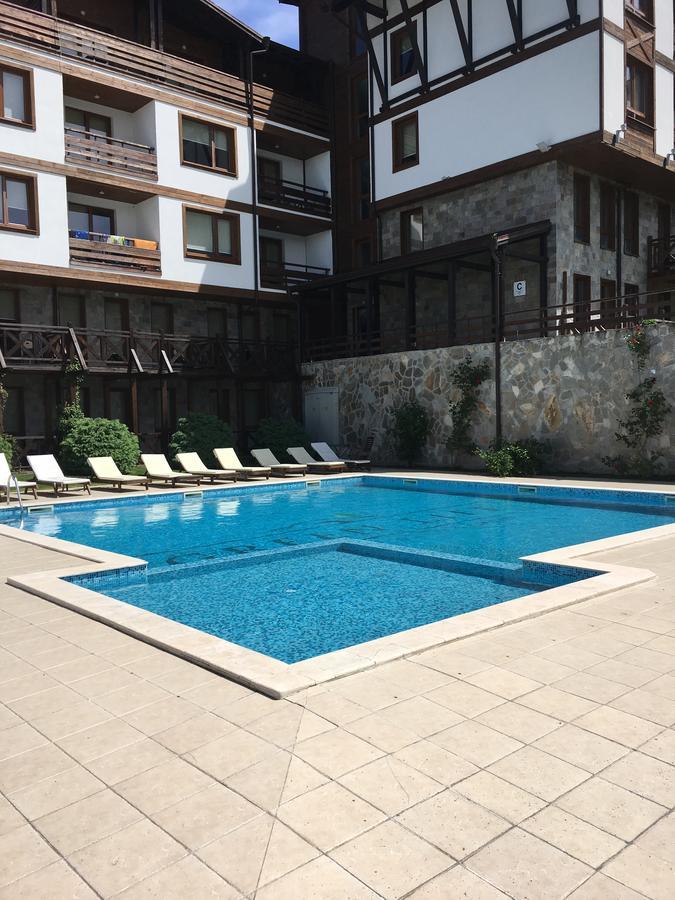 Green Life Boutique Apartments Бансько Екстер'єр фото