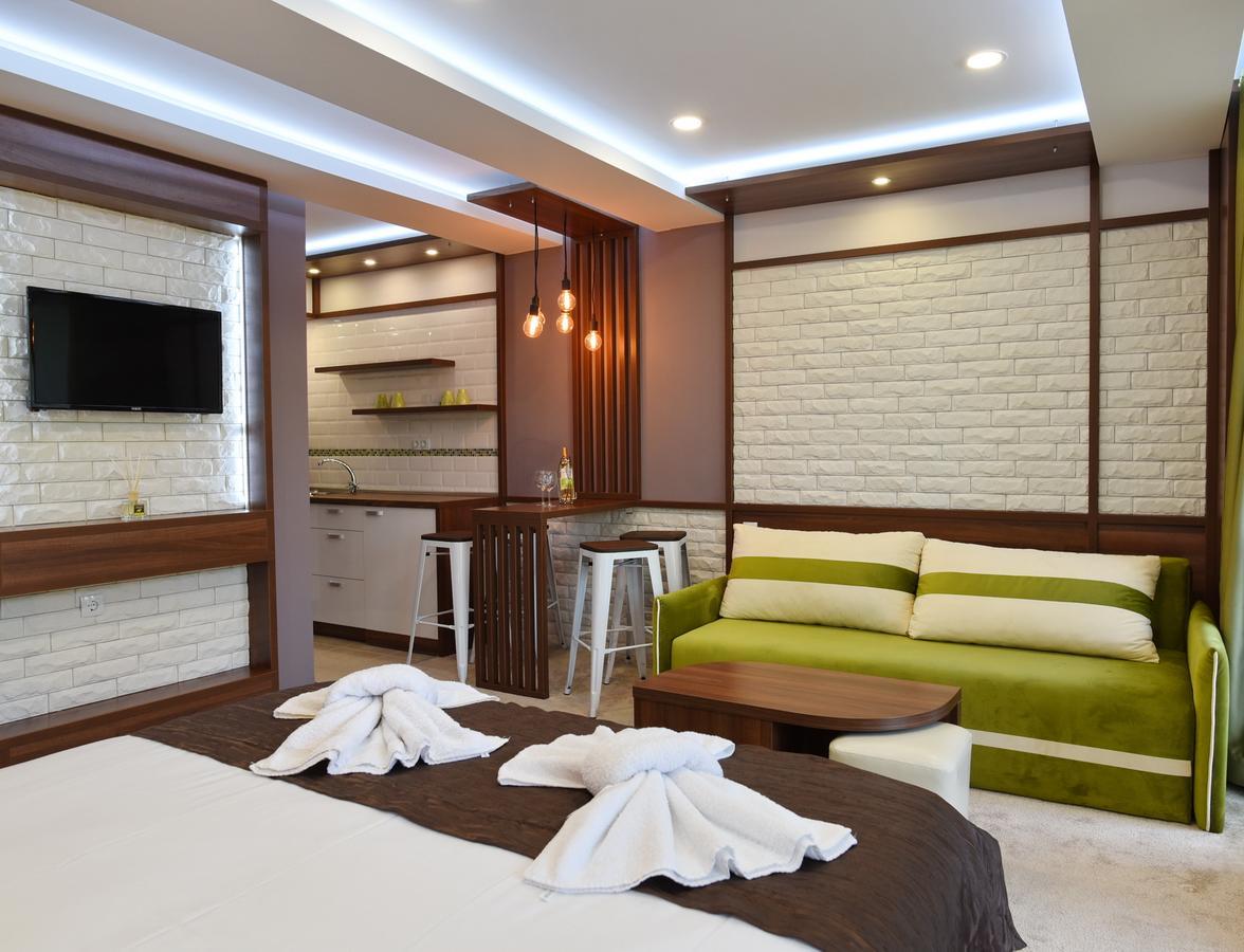 Green Life Boutique Apartments Бансько Екстер'єр фото
