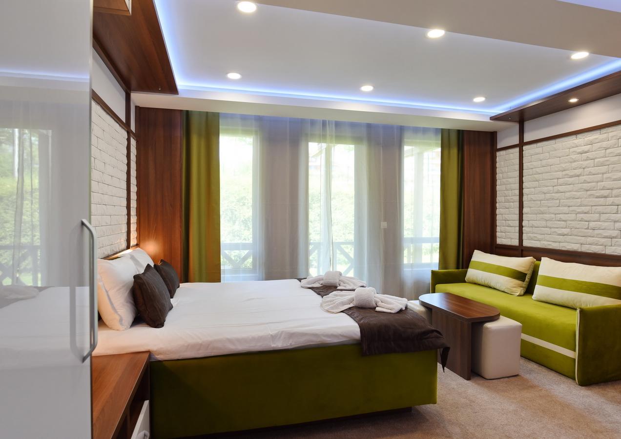 Green Life Boutique Apartments Бансько Екстер'єр фото